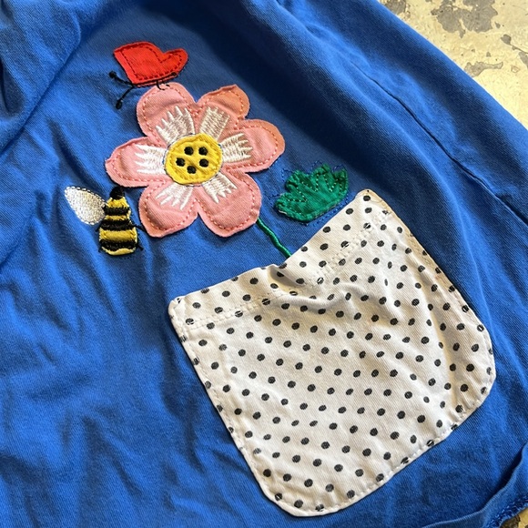 Adorable toddler dress. Pockets! - Picture 2 of 3